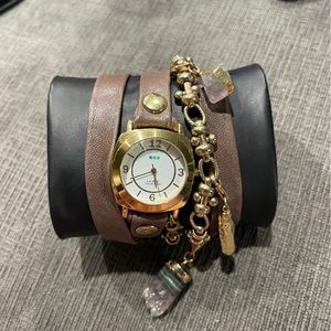 La Mer wrap watch with stones